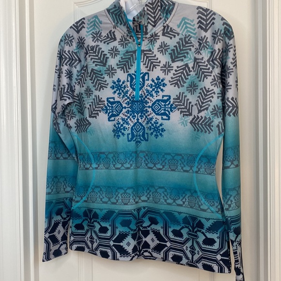 Athleta half zip - Picture 16 of 16